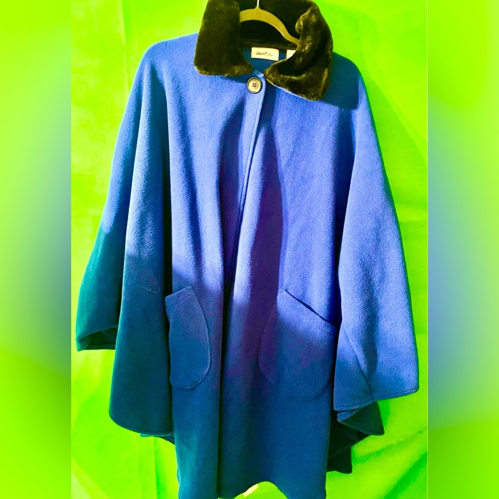 Moda Royal Blue Coat with Plush Black Collar